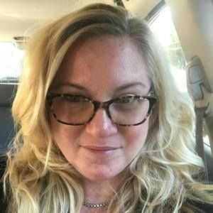 Meet your Posher, Nora